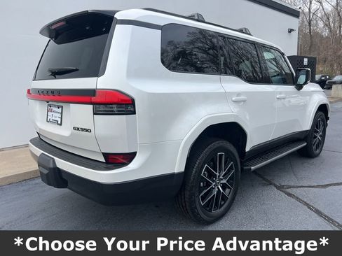 Used 2024 Lexus GX 550 w/ Accessory Package (Z1) image 4