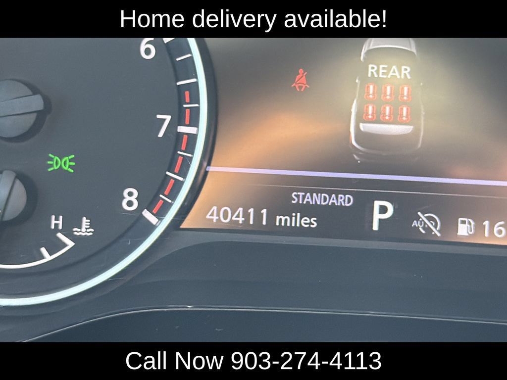 Used 2025 Nissan Pathfinder SV FWD image 23