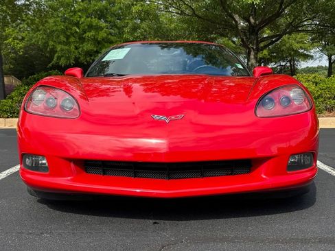 Used 2005 Chevrolet Corvette Coupe w/ Preferred Equipment Group RWD image 7
