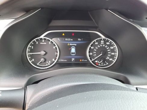 Used 2024 Nissan Murano SV image 16