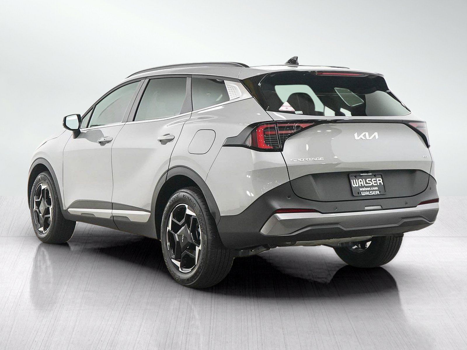 Used 2026 Kia Sportage EX w/ EX Panorama Roof Package AWD/4WD image 3