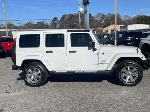 Used 2017 Jeep Wrangler Unlimited Sahara w/ Dual Top Group image 2