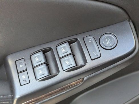 Used 2017 Chevrolet Tahoe LS w/ Enhanced Driver Alert Package image 25