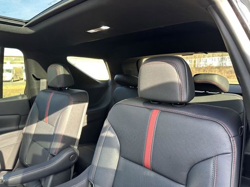 New 2026 Chevrolet Traverse RS image 21