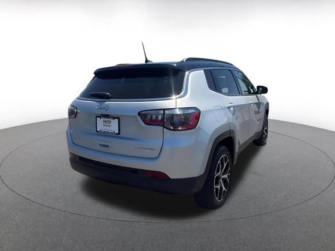 Used 2025 Jeep Compass Limited AWD/4WD image 15