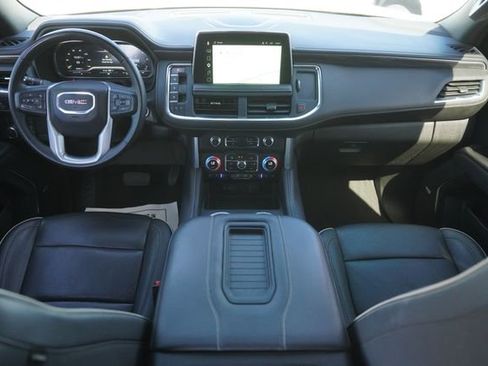 Used 2023 GMC Yukon XL SLT w/ SLT Premium Package AWD/4WD image 23