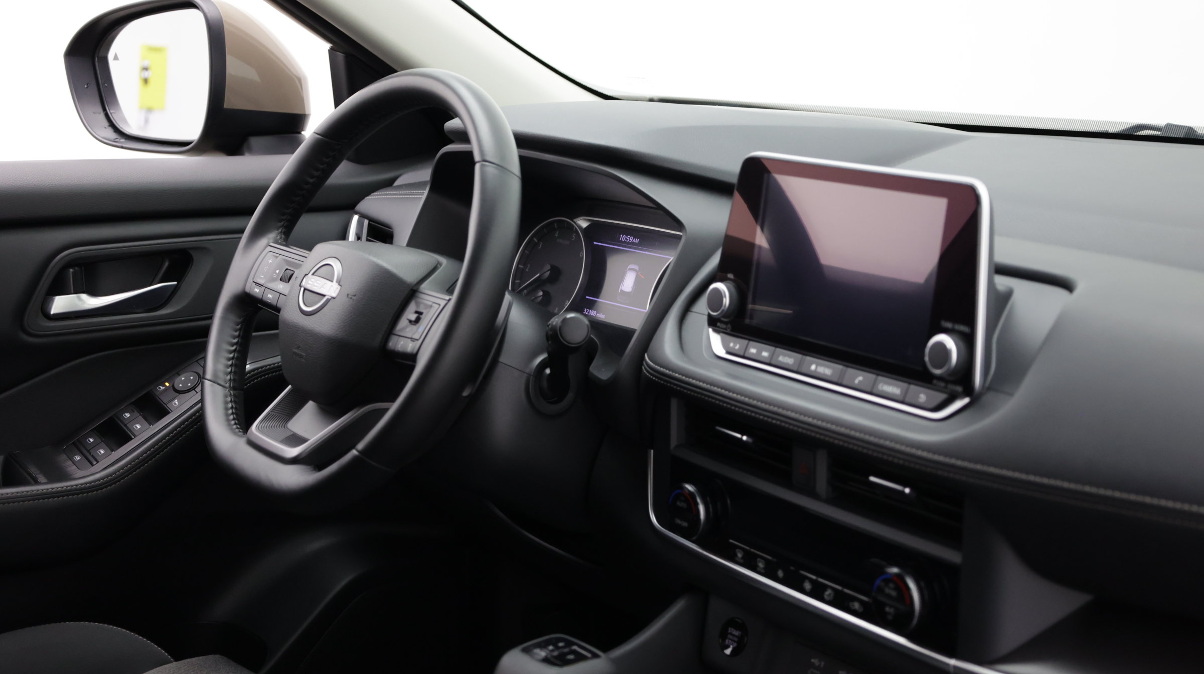 Used 2025 Nissan Rogue SV AWD/4WD image 46