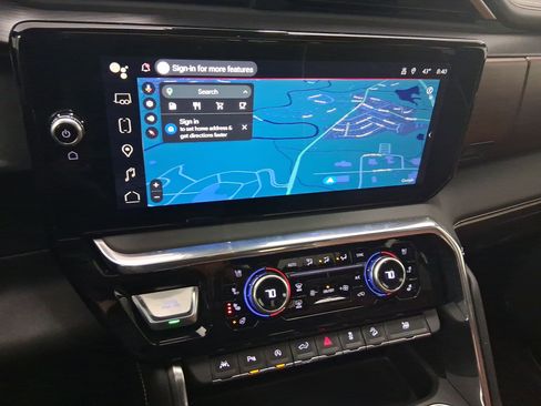 Used 2024 GMC Sierra 1500 Denali Ultimate image 25