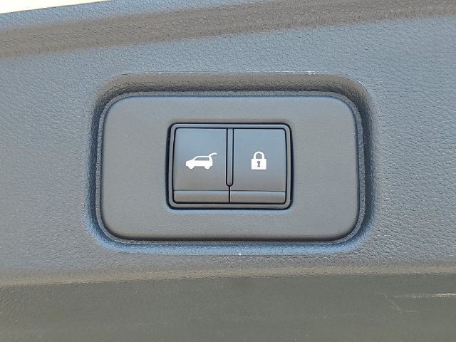 Certified 2025 Nissan Pathfinder Platinum w/ Cargo Package FWD image 11