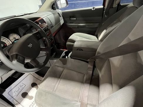 Used 2004 Dodge Durango SLT image 5