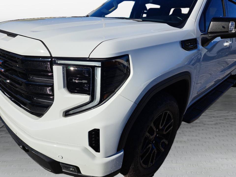 Used 2024 GMC Sierra 1500 Elevation w/ Elevation Premium Package AWD/4WD image 21