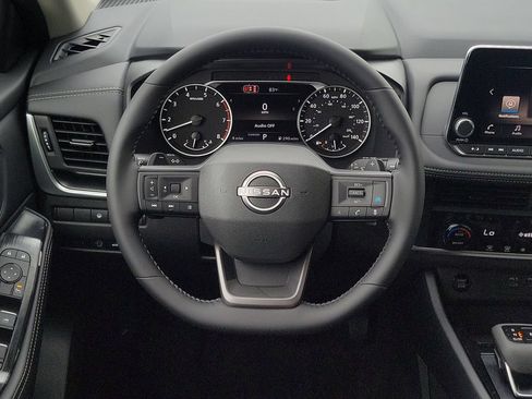 New 2026 Nissan Rogue SV FWD image 18