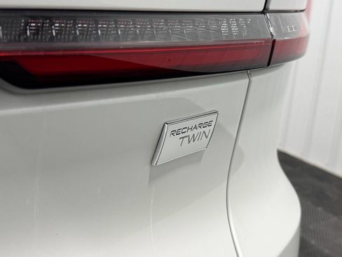 Used 2022 Volvo C40 P8 Recharge Ultimate image 8