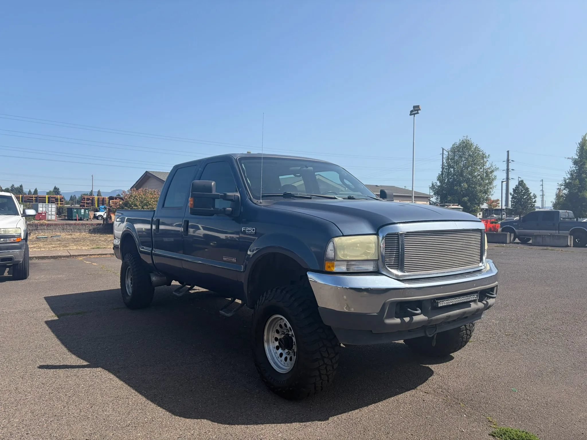 Used 2004 Ford F250 XLT AWD/4WD image 1