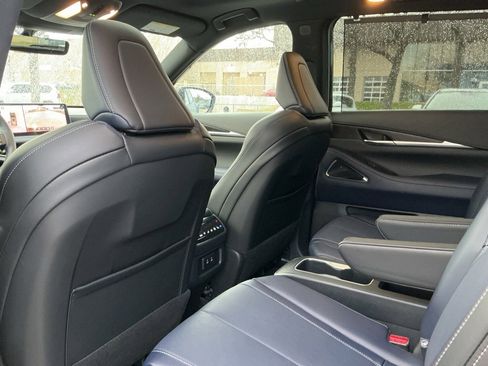 Certified 2026 INFINITI QX60 Sport w/ Dark Cargo Package image 30