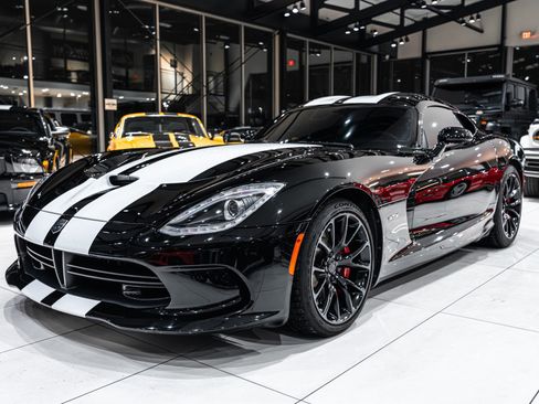 Used 2014 SRT Viper GTS w/ GTS Laguna Interior Package image 28