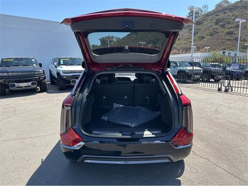 New 2025 Cadillac Optiq Sport 1 image 31