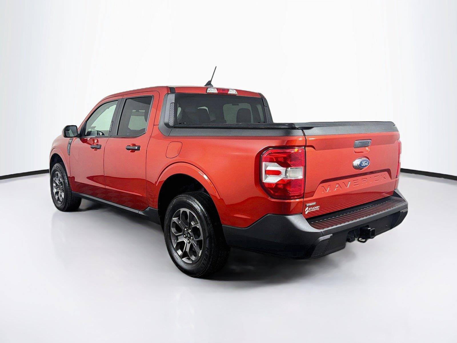 Used 2023 Ford Maverick XLT w/ XLT Luxury Package FWD image 9