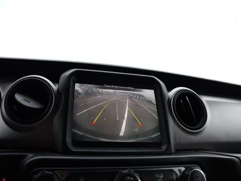 Used 2021 Jeep Wrangler Unlimited Sport image 13