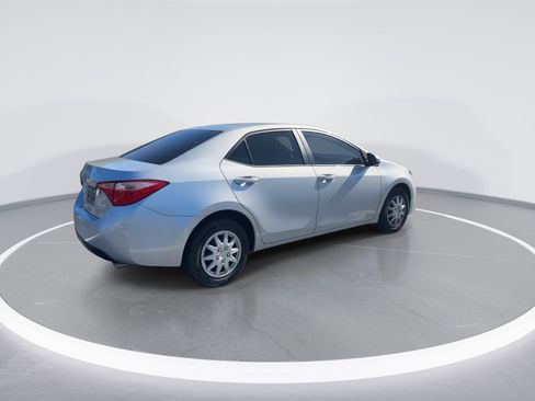 Used 2018 Toyota Corolla L FWD image 9
