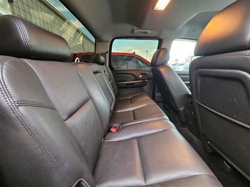 Used 2014 GMC Sierra 3500 Denali image 21