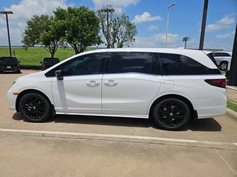 New 2026 Honda Odyssey Sport-L image 8