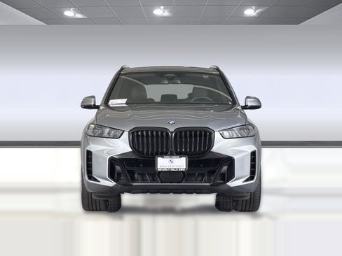 Certified 2025 BMW X5 sDrive40i w/ M Sport Package RWD image 5