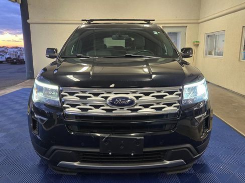 Used 2018 Ford Explorer XLT w/ Equipment Group 202A image 2