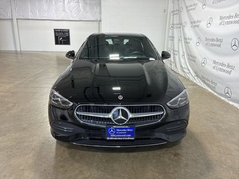 Used 2025 Mercedes-Benz C 300 4MATIC Sedan image 2