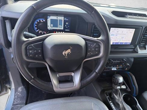 Used 2022 Ford Bronco Black Diamond AWD/4WD image 12