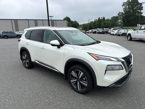 Used 2023 Nissan Rogue SL w/ SL Premium Package AWD/4WD image 11