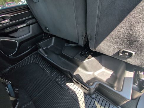 Used 2021 RAM 1500 Laramie AWD/4WD image 30