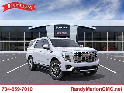 New 2026 GMC Yukon Denali w/ Sun & Power Step Package