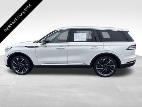 Certified 2023 Lincoln Aviator Reserve w/ Equipment Group 201A image 3