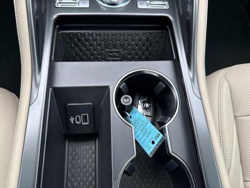 New 2025 Lincoln Nautilus Premier w/ Equipment Group 102A image 31