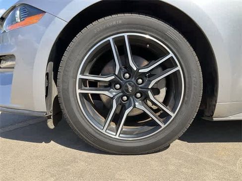 Used 2022 Ford Mustang Premium image 11