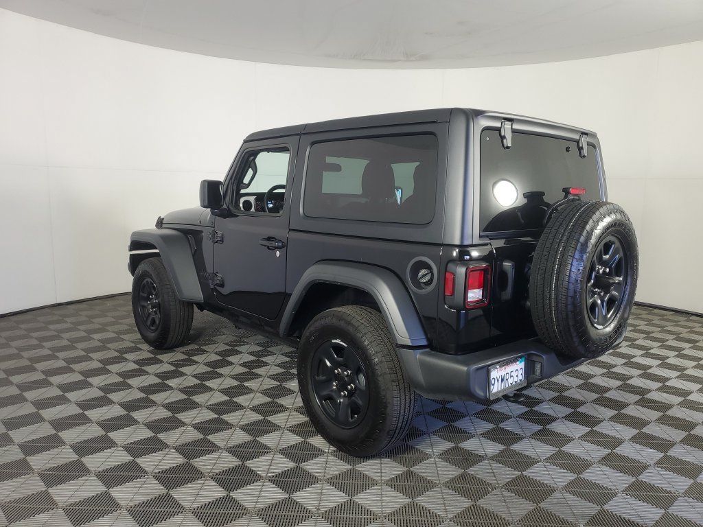 Used 2026 Jeep Wrangler Sport AWD/4WD image 6