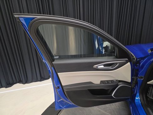 Used 2021 Alfa Romeo Giulia Ti Sport AWD/4WD image 16