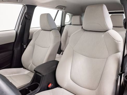 Used 2024 Toyota Corolla Cross L FWD image 9