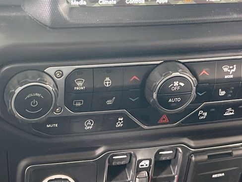 Used 2023 Jeep Wrangler Sahara w/ Safety Group image 20