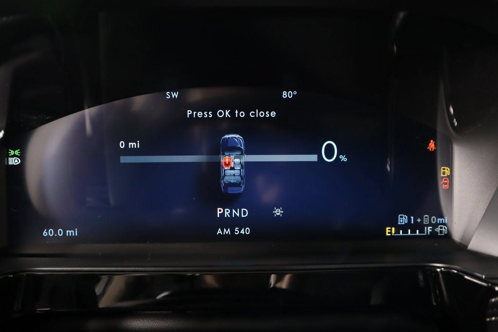 New 2025 Lincoln Corsair Grand Touring AWD/4WD image 4