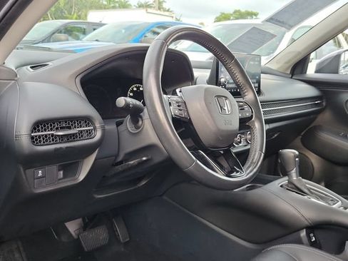 Used 2023 Honda HR-V EX-L image 7