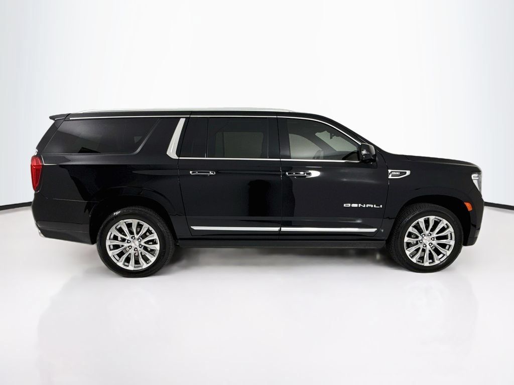 Used 2023 GMC Yukon XL Denali w/ LPO, Floor Liner Package AWD/4WD image 8
