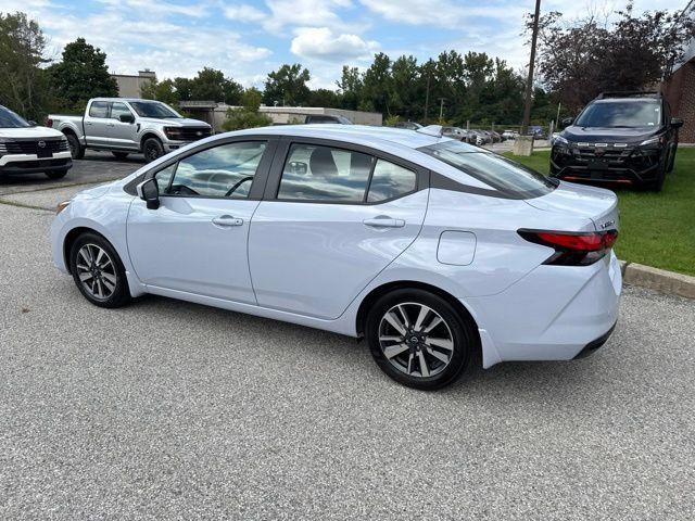 Used 2025 Nissan Versa SV w/ Trunk Package FWD image 31