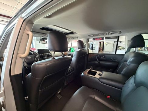Used 2023 Nissan Armada SL w/ Captain's Chairs Package AWD/4WD image 33