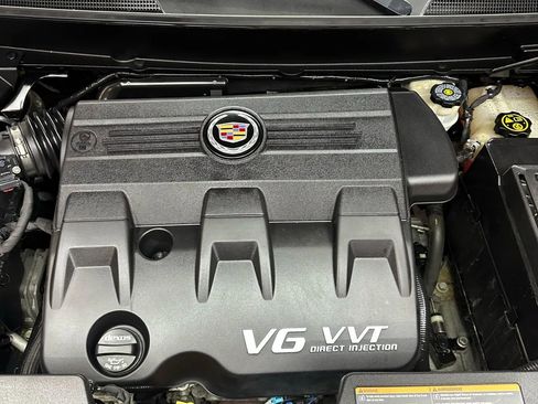 Used 2015 Cadillac SRX Luxury w/ Driver Awareness Package image 39