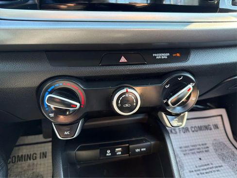 Used 2020 Kia Rio S image 28