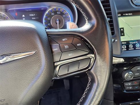Used 2022 Chrysler 300 S image 18