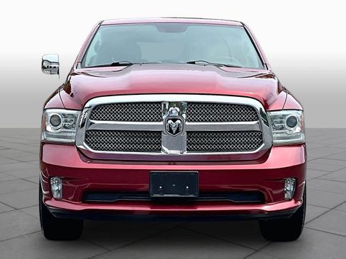 Used 2015 RAM 1500 Limited RWD image 4