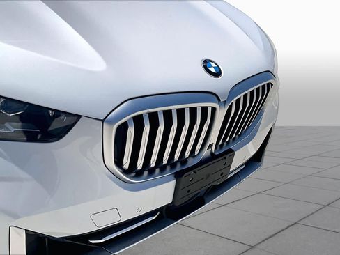 Used 2024 BMW X5 sDrive40i w/ Premium Package RWD image 28